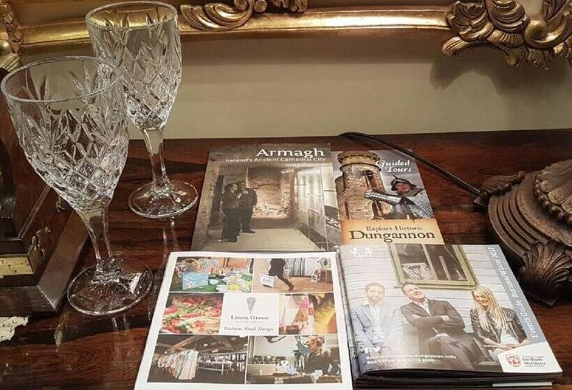 Номер Стандарт Совместная Ванная, Charlemont House