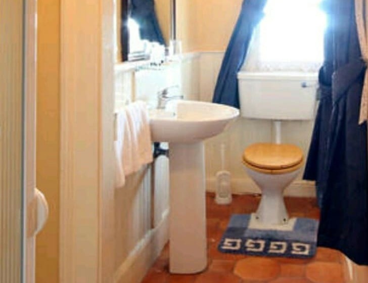 Номер Стандарт, Charlemont House