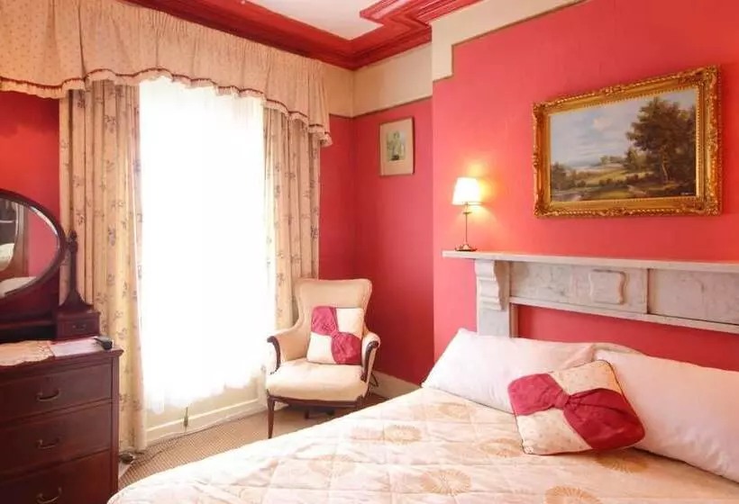 スタンダードルーム, Charlemont House