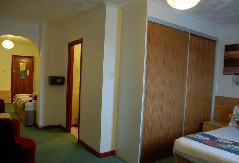 חדר סטנדרט לארבעה, The Wight