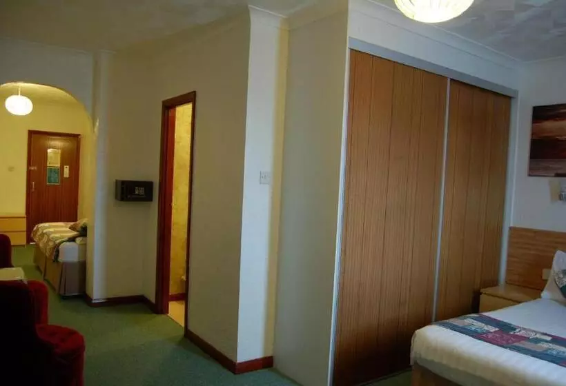 スタンダード４人部屋, The Wight