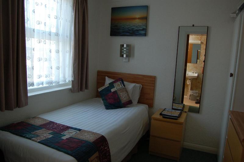 חדר סטנדרט יחיד, The Wight