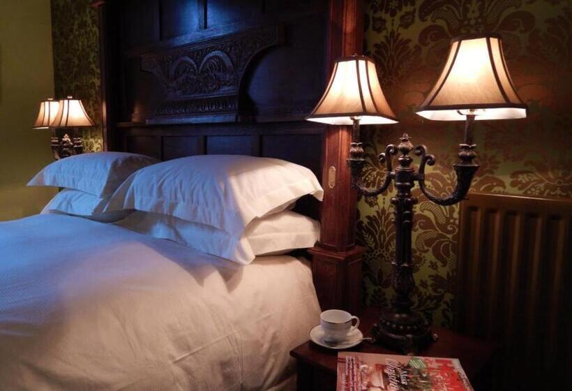 Standard Room, Westgate Manor