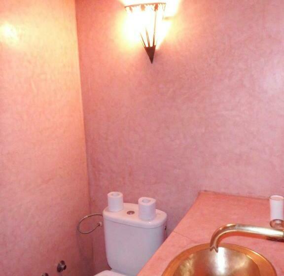 اتاق استاندارد یک نفره, Dar Paru