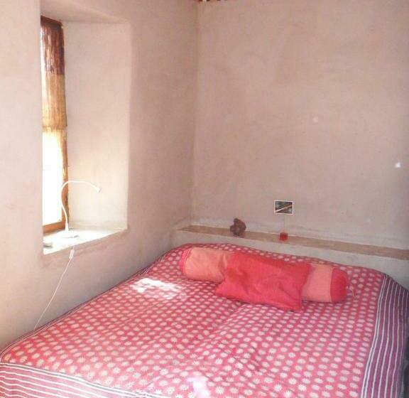 اتاق استاندارد, Dar Paru