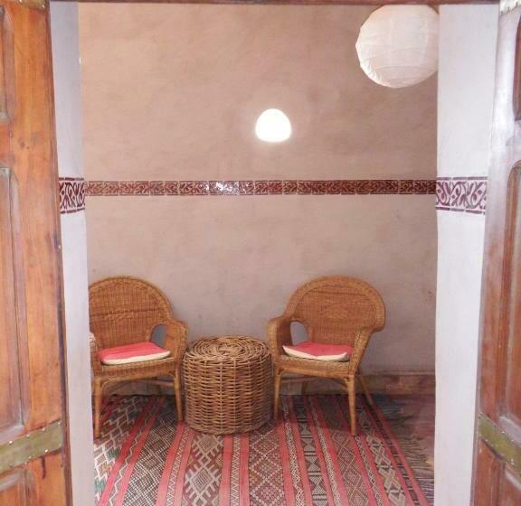 اتاق استاندارد, Dar Paru