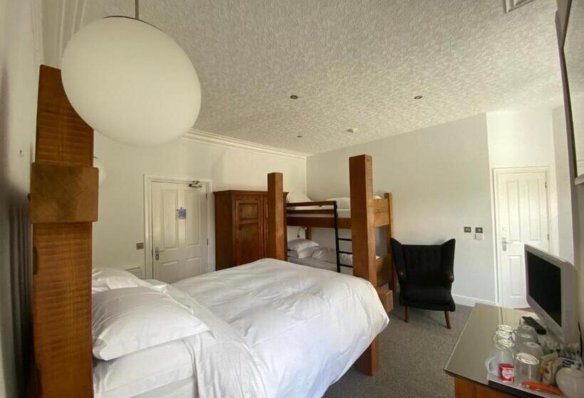 חדר משפחתי, Rooms36