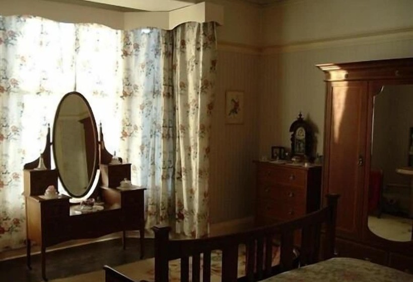 バス共有のスタンダードルーム, Carlton Seamill B&b