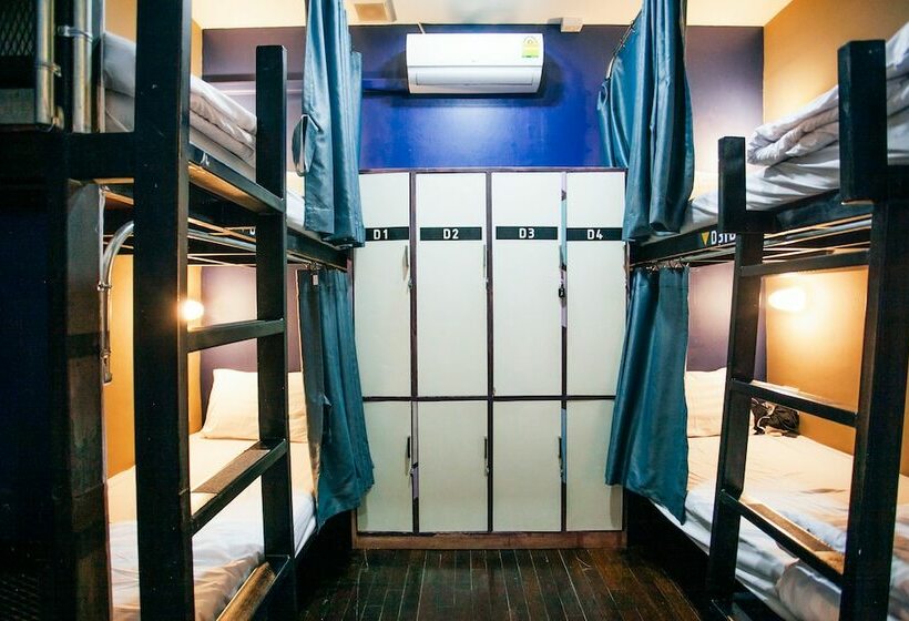 Кровать в Общей Комнате, D Well Hostel