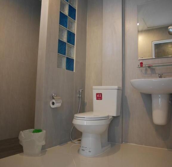 غرفة قياسية, Green Garden Place