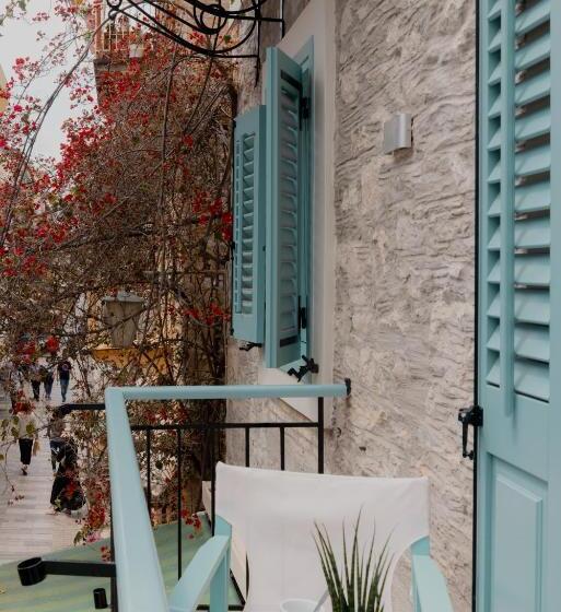 סוויטה עם מרפסת, 999 Luxury