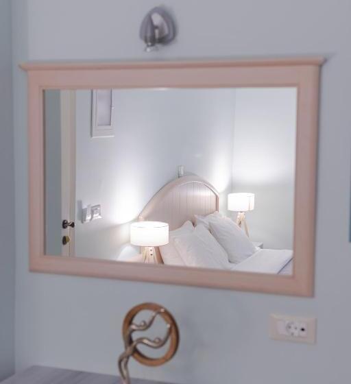 חדר משפחתי, 999 Luxury