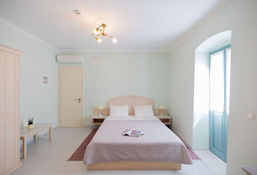 חדר משפחתי, 999 Luxury