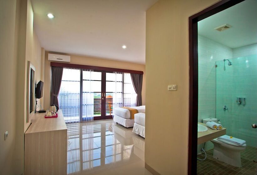 חדר משפחתי, Anumana Bay View