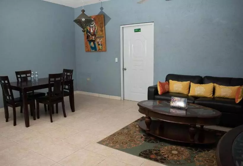 سوییت, Auberge Villa Cana