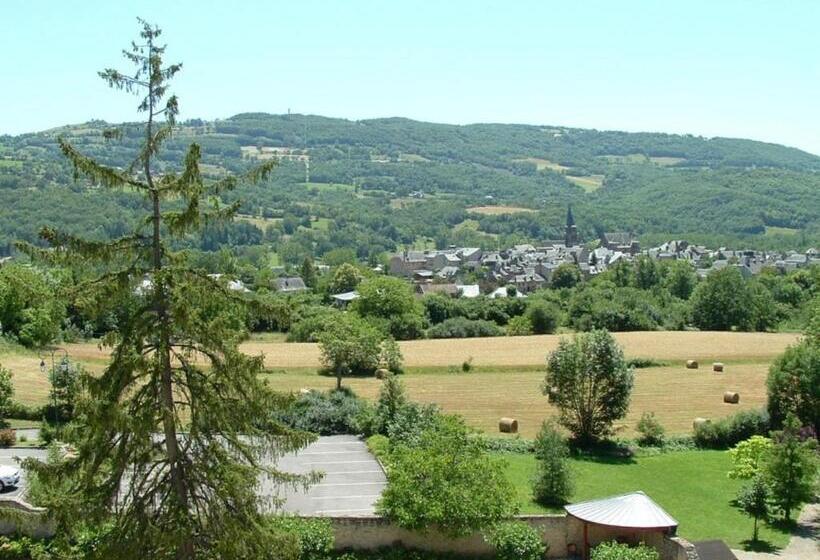 スタンダードルーム, Accueil Du Couvent De Malet