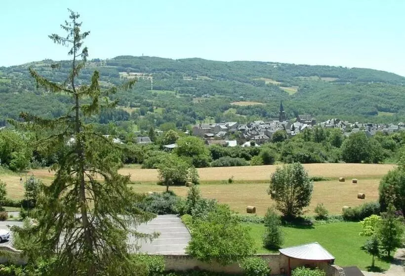 スタンダードルーム, Accueil Du Couvent De Malet