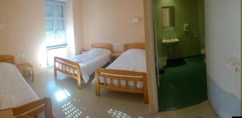 スタンダードトリプルルーム, Accueil Du Couvent De Malet