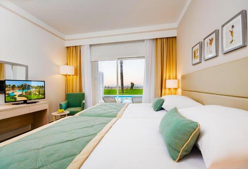 اتاق سوپریور, Jaz Aquaviva