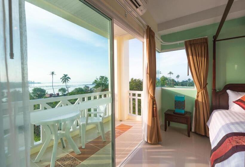 Deluxe room with river view, Krabi Front Bay Resort