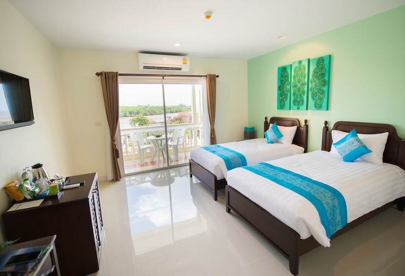 발코니 디럭스 룸, Krabi Front Bay Resort