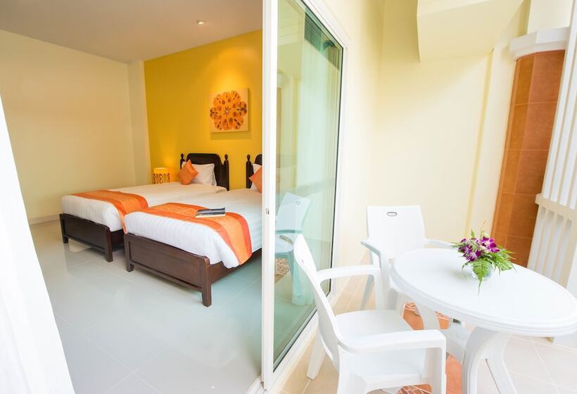 발코니 디럭스 룸, Krabi Front Bay Resort