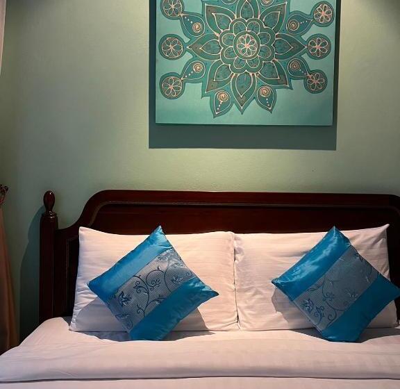 غرفة ديلوكس مزودة بشرفة, Krabi Front Bay Resort