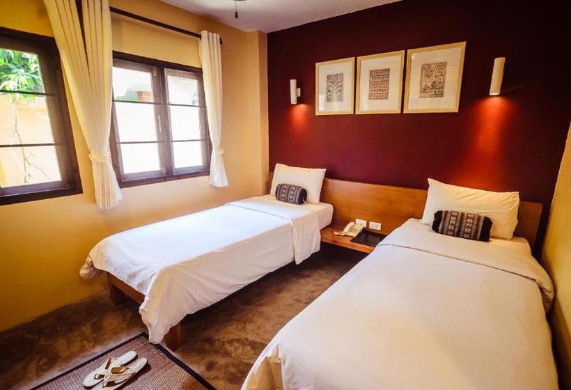 Номер Superior, Lilu Pai