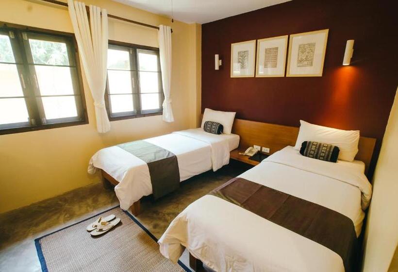 Номер Superior, Lilu Pai