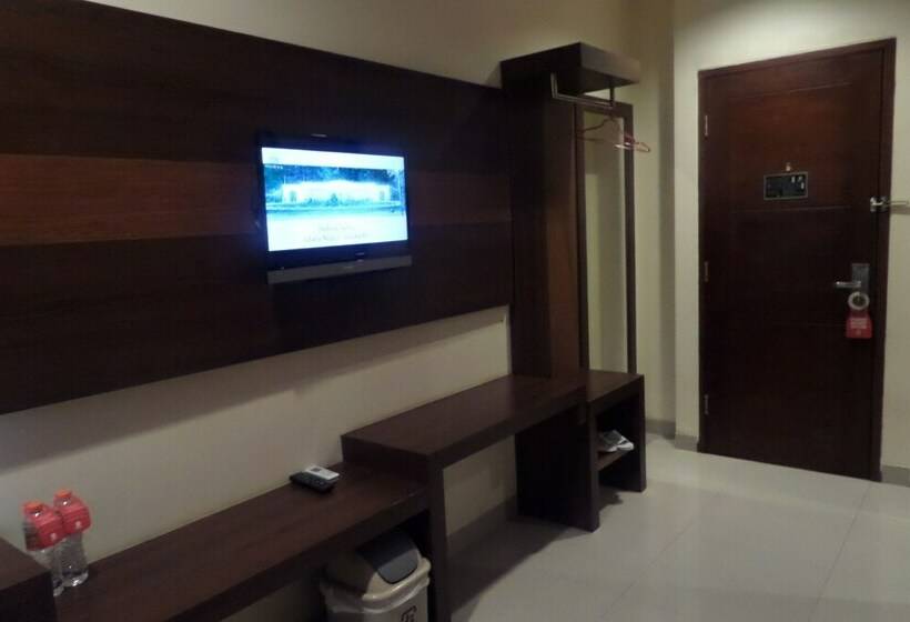 Номер Superior, Nueve Malioboro Hotel Yogyakarta