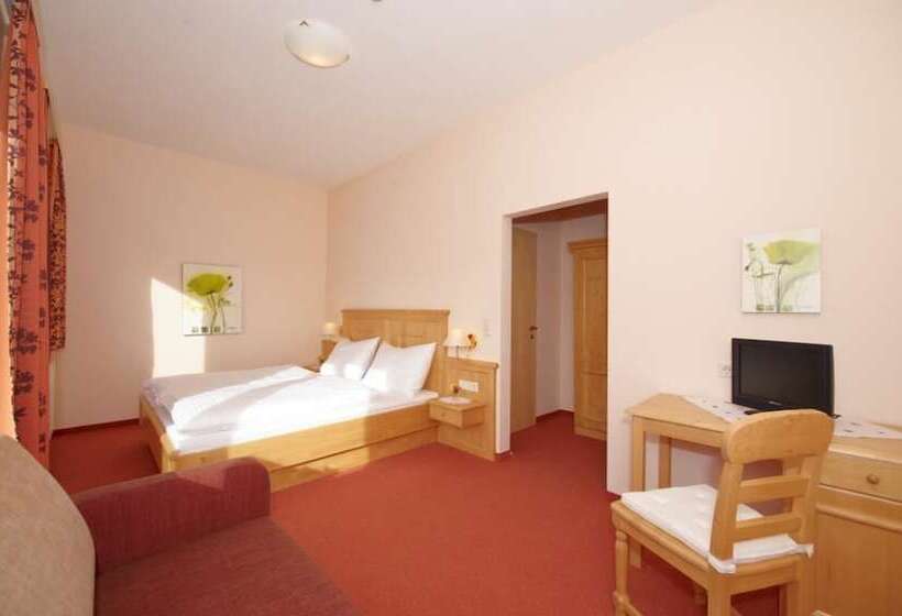 חדר סטנדרט, Pariente