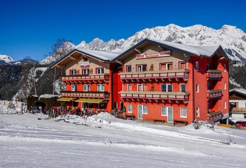 חדר סטנדרט, Pariente