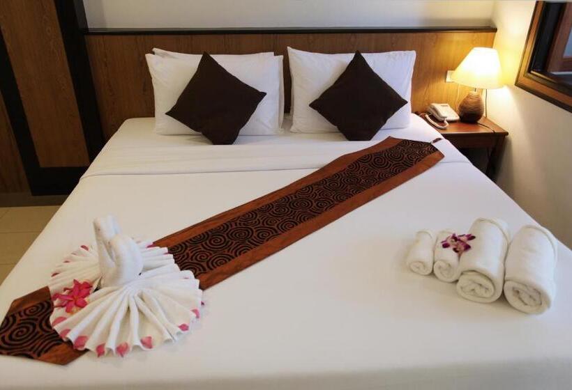 غرفة ديلوكس, Rapeepan Ville