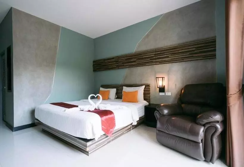 اتاق اجرایی, Ray Hotel Buriram