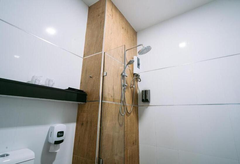 חדר אקזקיוטיב, Ray Hotel Buriram