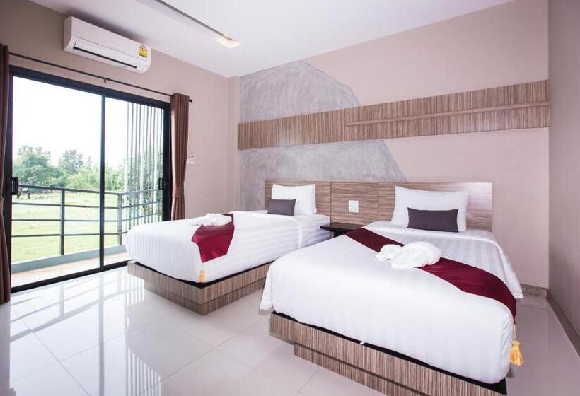 חדר דלוקס, Ray Hotel Buriram