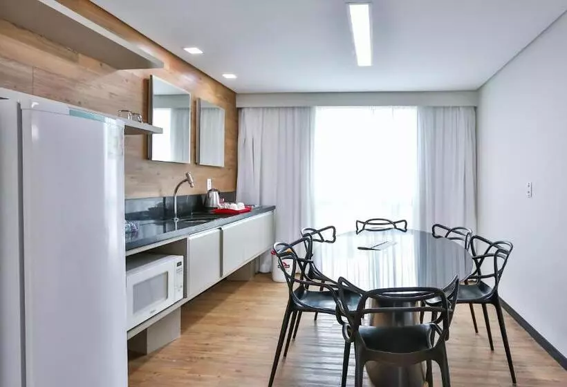 سوییت خانوادگی, Roomo Praia De Boa Viagem Residencial