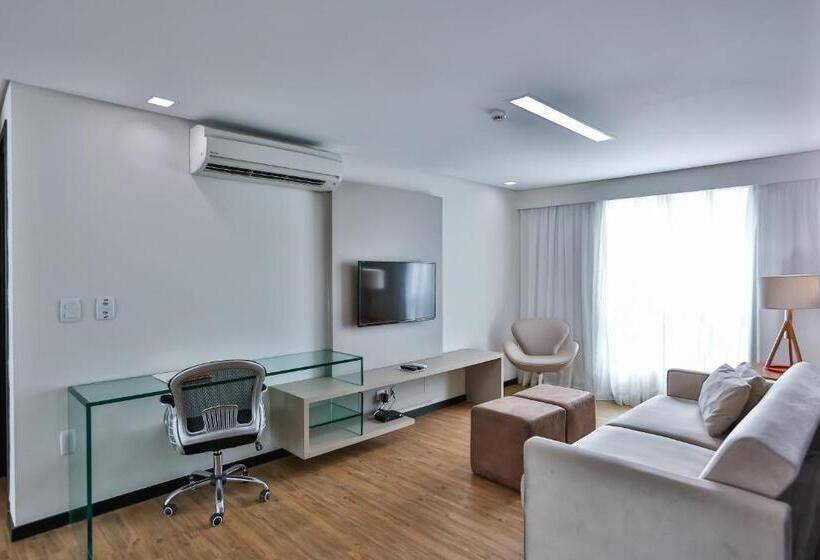 جناح عائلي, Roomo Praia De Boa Viagem Residencial