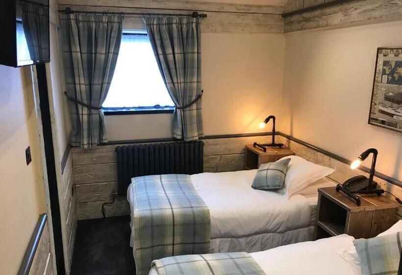 חדר אקונומי, South Causey Inn