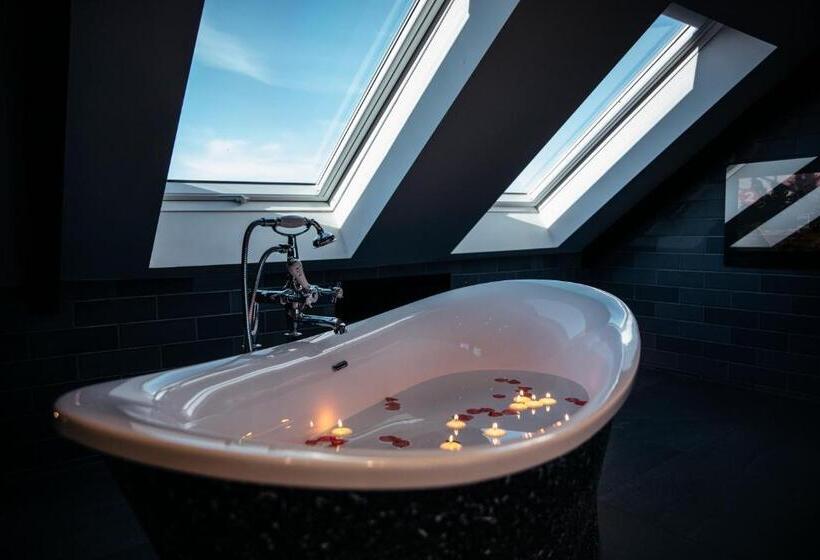 חדר פנטהאוז, South Causey Inn