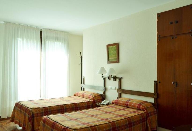 스탠다드 룸, Termas De Liérganes