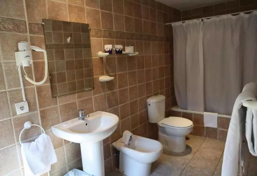 スパアクセス付スタンダードルーム, Termas De Liérganes