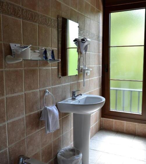 스탠다드 싱글 룸, Termas De Liérganes