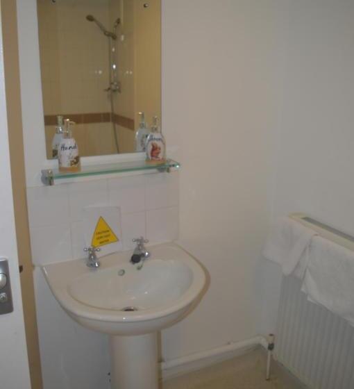 클래식 4인 룸, The Queen Victoria