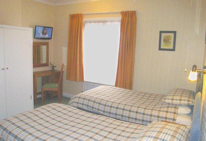 اتاق استاندارد, The Coach House