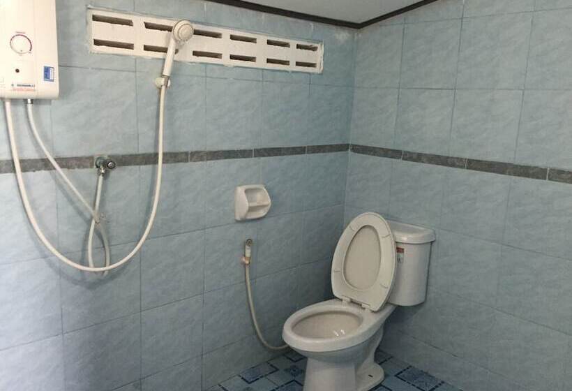 بنجلو قياسى مطل على البحر, Pudsa Bungalow