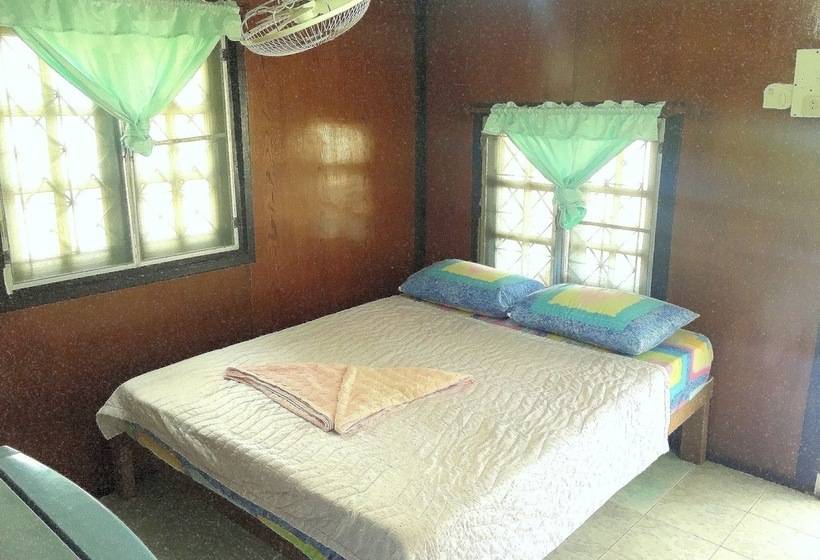 بنجلو قياسى مطل على البحر, Pudsa Bungalow