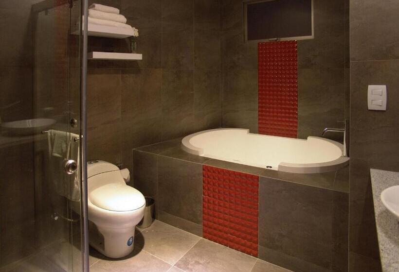 디럭스 스위트, Rioné Hotel Boutique