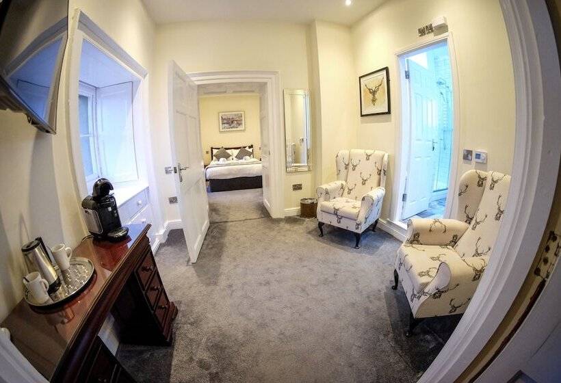 سوئیت جونیور با چشمانداز باغ, Wortley Hall Sheffield