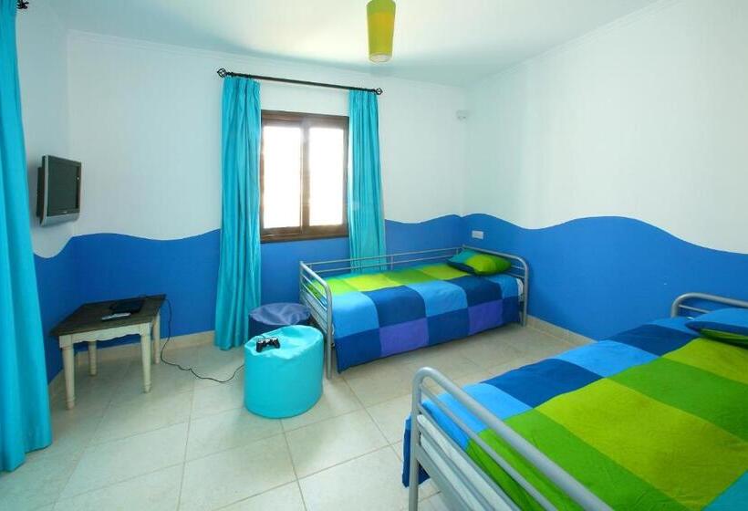 סוויטת ג'וניור משפחתית, Aliathon Ionian